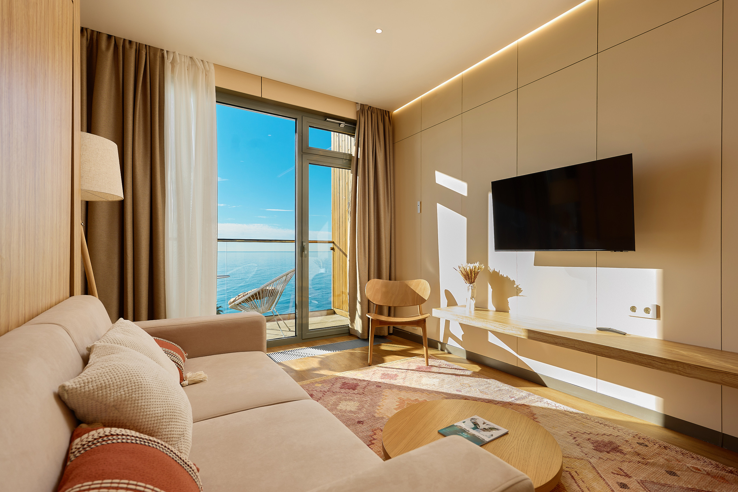 Джуниор, корпус Приморский