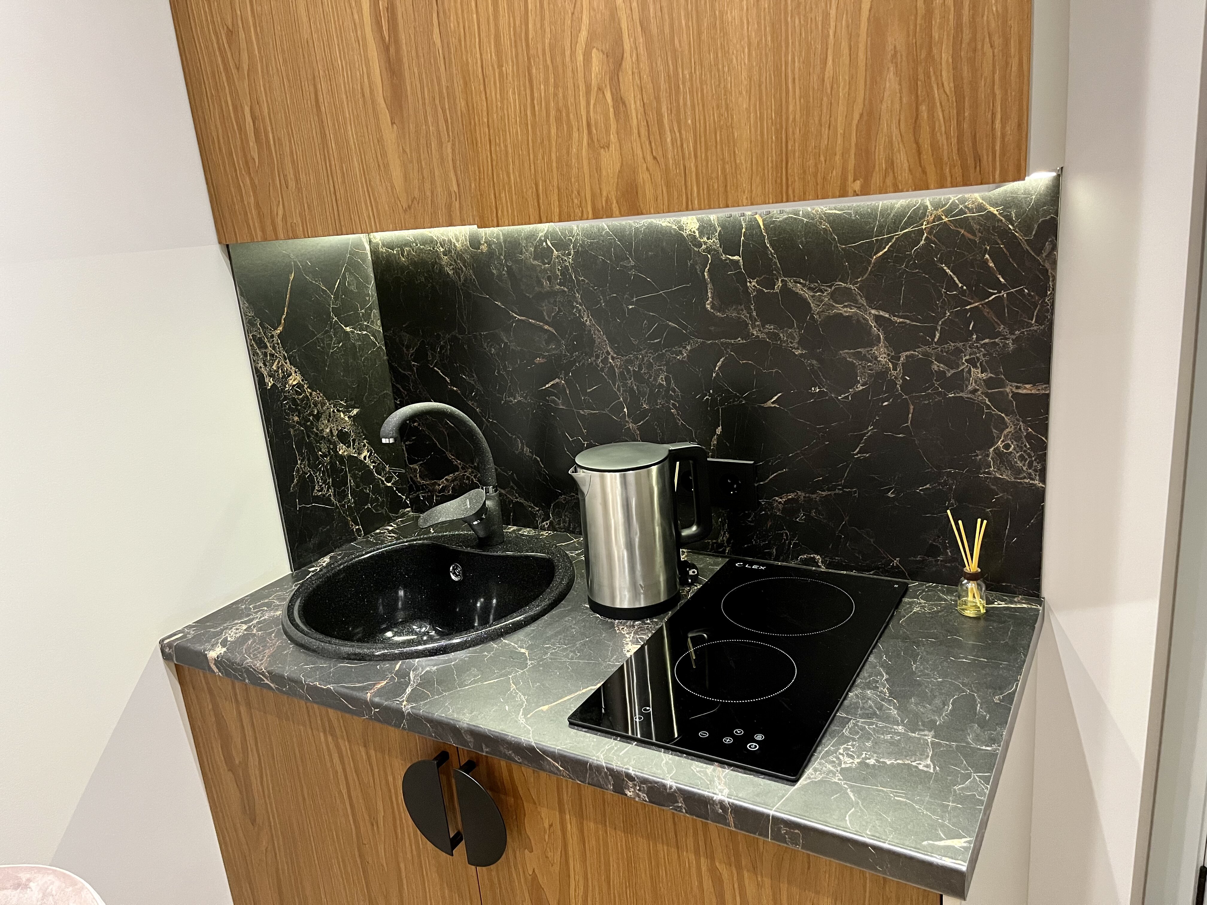 Апартаменты Апартамент выгодный (без окна) 2-местный, 1-комнатный