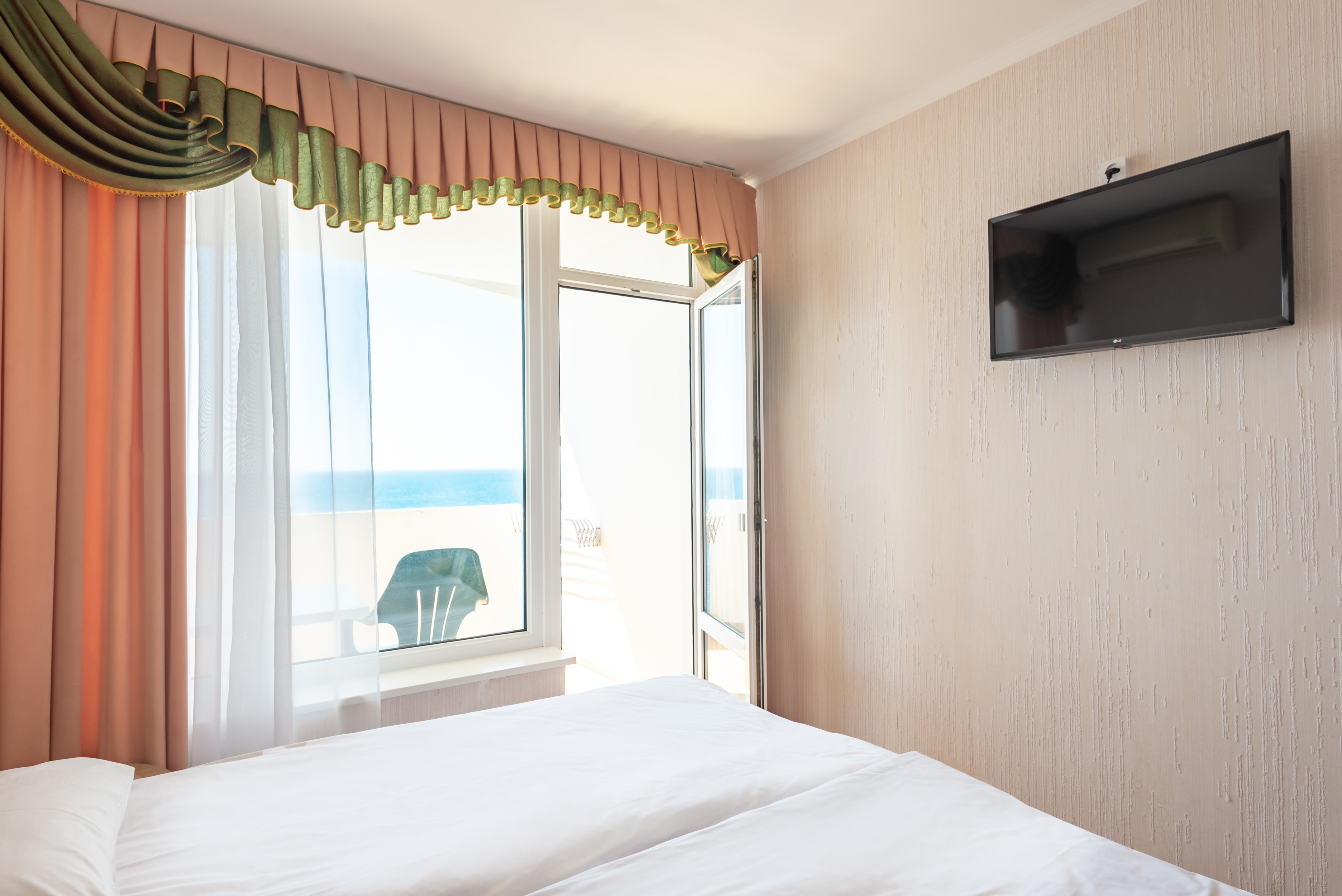 Полулюкс 2-местный 2-комнатный корпус 3