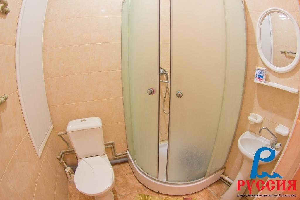 Стандартный, Главный корпус