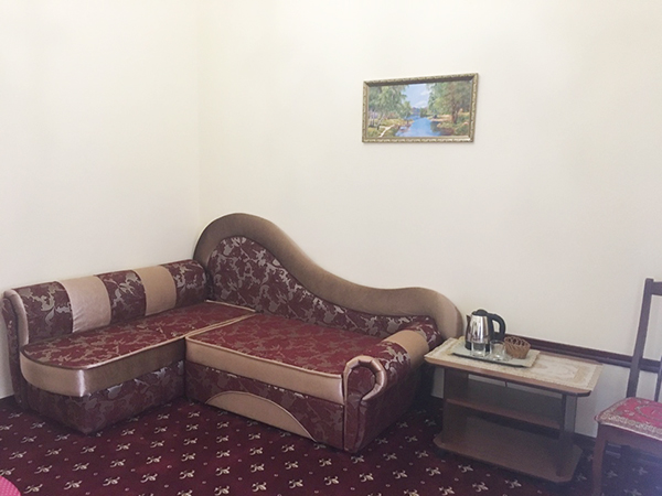Посмотреть в галерее Люкс 2-комнатный люкс