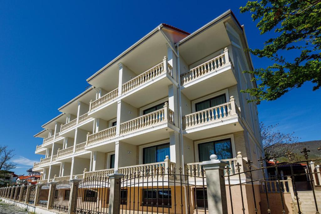 Отель «Династия» Геленджик