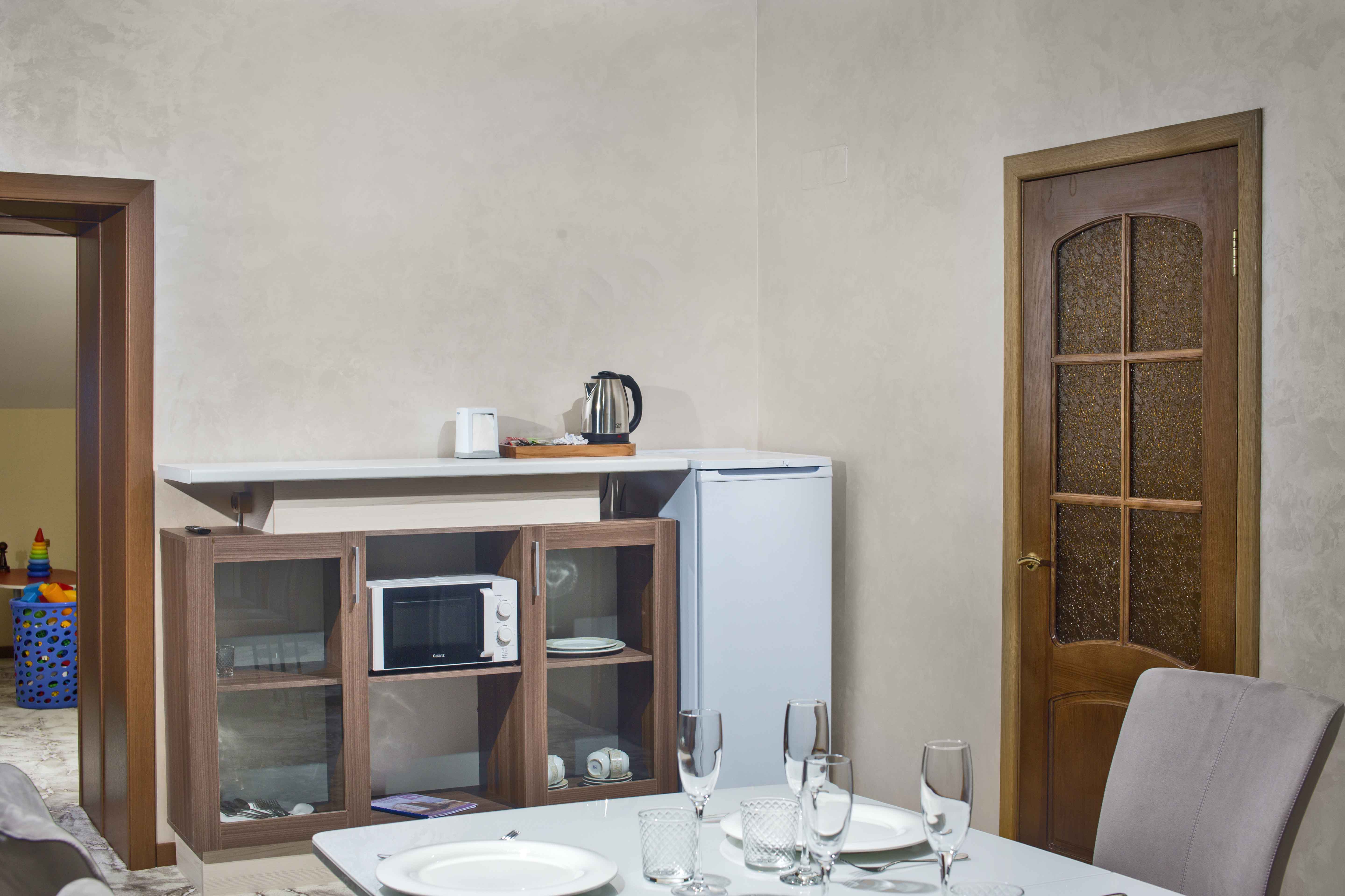 Полулюкс 4-местный 3-комнатный семейный