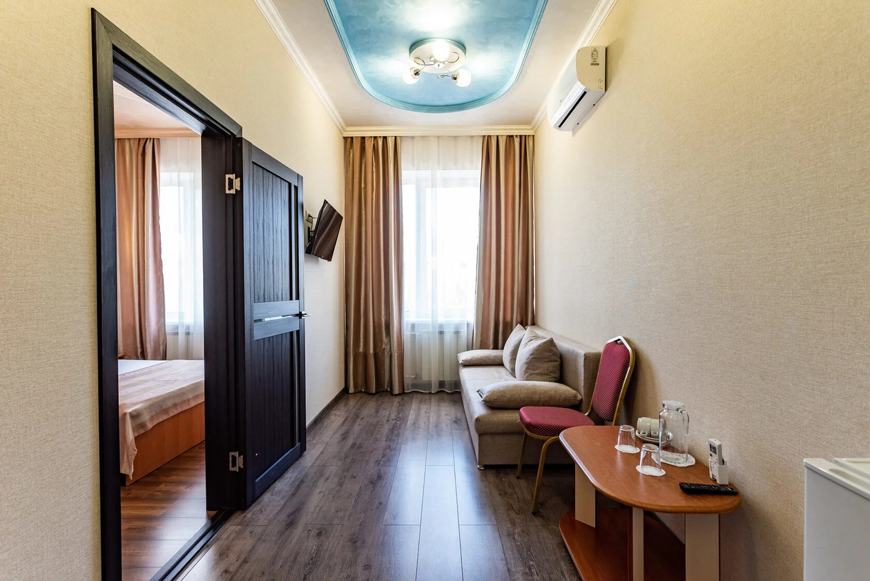 Посмотреть в галерее Эконом 2 местный 2 комнатный б/б корп.4