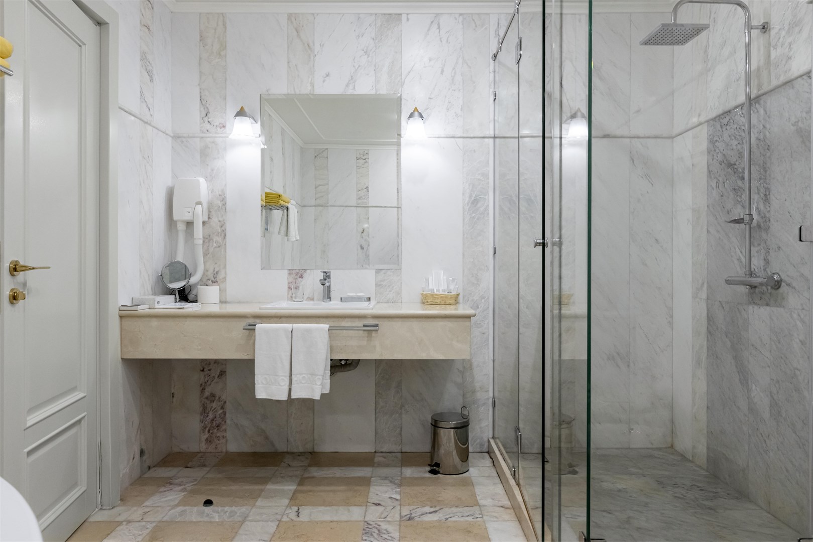 Апартаменты 2-местный 3-комнатный №802