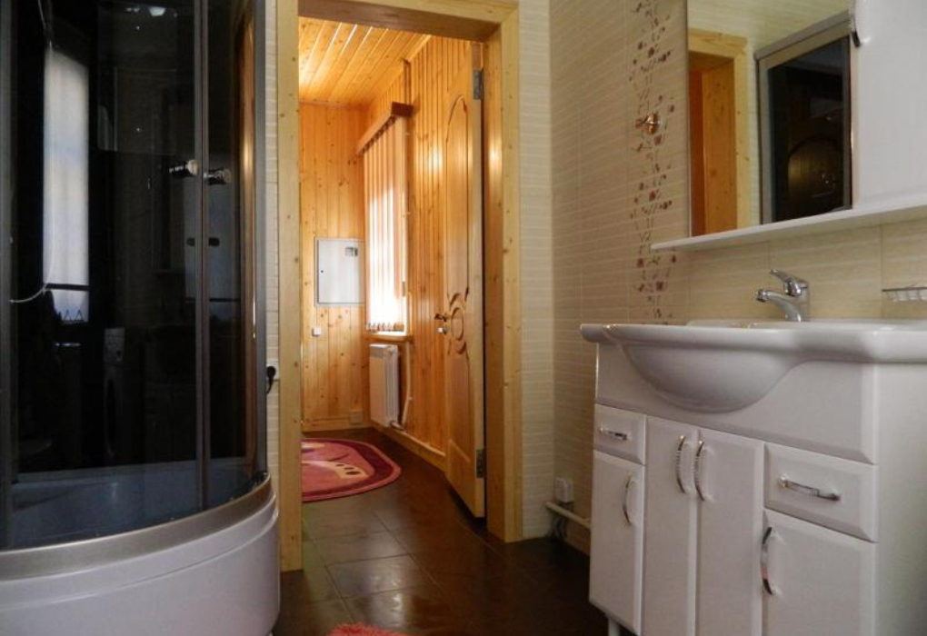 2-мест.(разм. в 4-мест.) коттедж №9