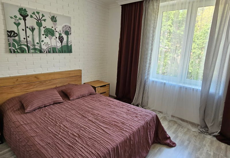 Посмотреть в галерее 2-мест.(разм. в 6-мест.) 2-уровнев. апартамент (3 спальни)