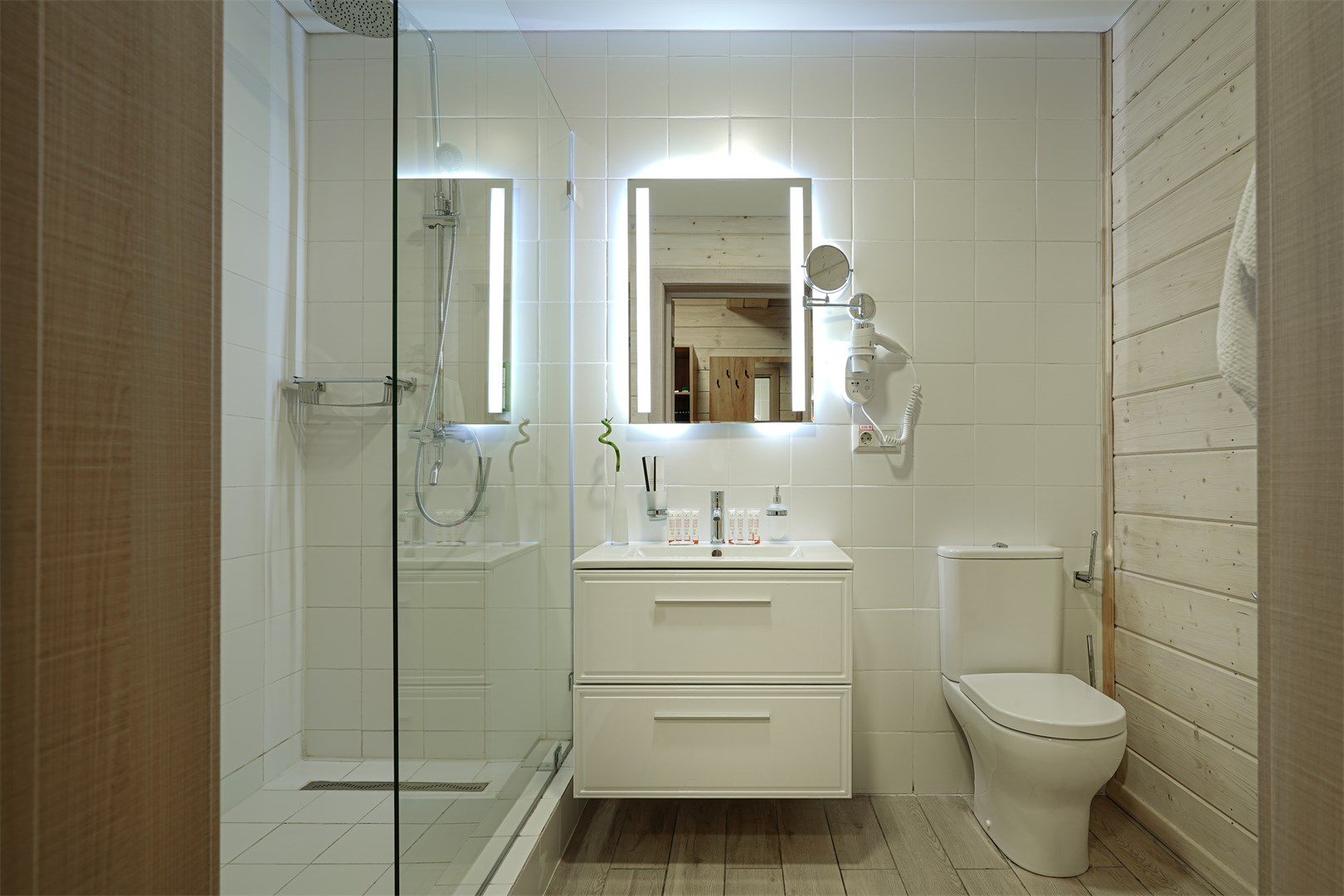 Стандарт+ 2-местный стандарт в Конгресс отеле Пересвет