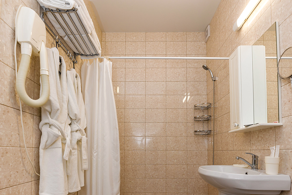 Посмотреть в галерее 1 категория 2-местный 2-комнатный