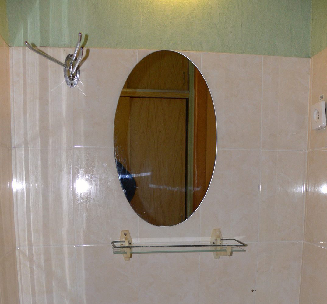 Номер 1-местный 1-комнатный с частичными удобствами корпус 1