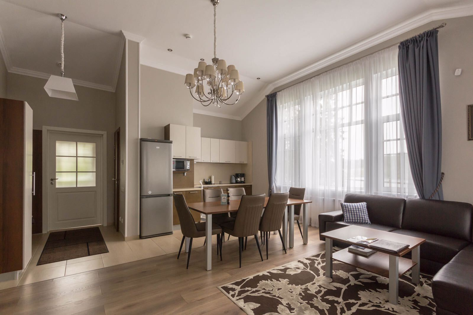 КОТТЕДЖИ БЕРЕГОВОЙ ЛИНИИ С САУНОЙ