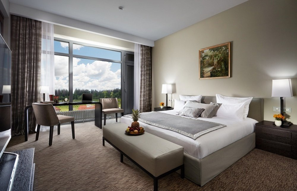 Посмотреть в галерее DELUXE APARTMENT