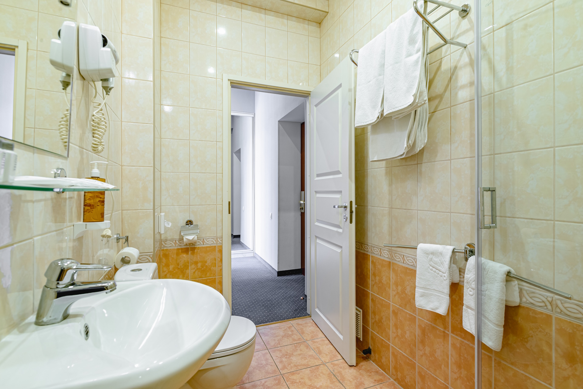 Посмотреть в галерее Suite Family 2-местный