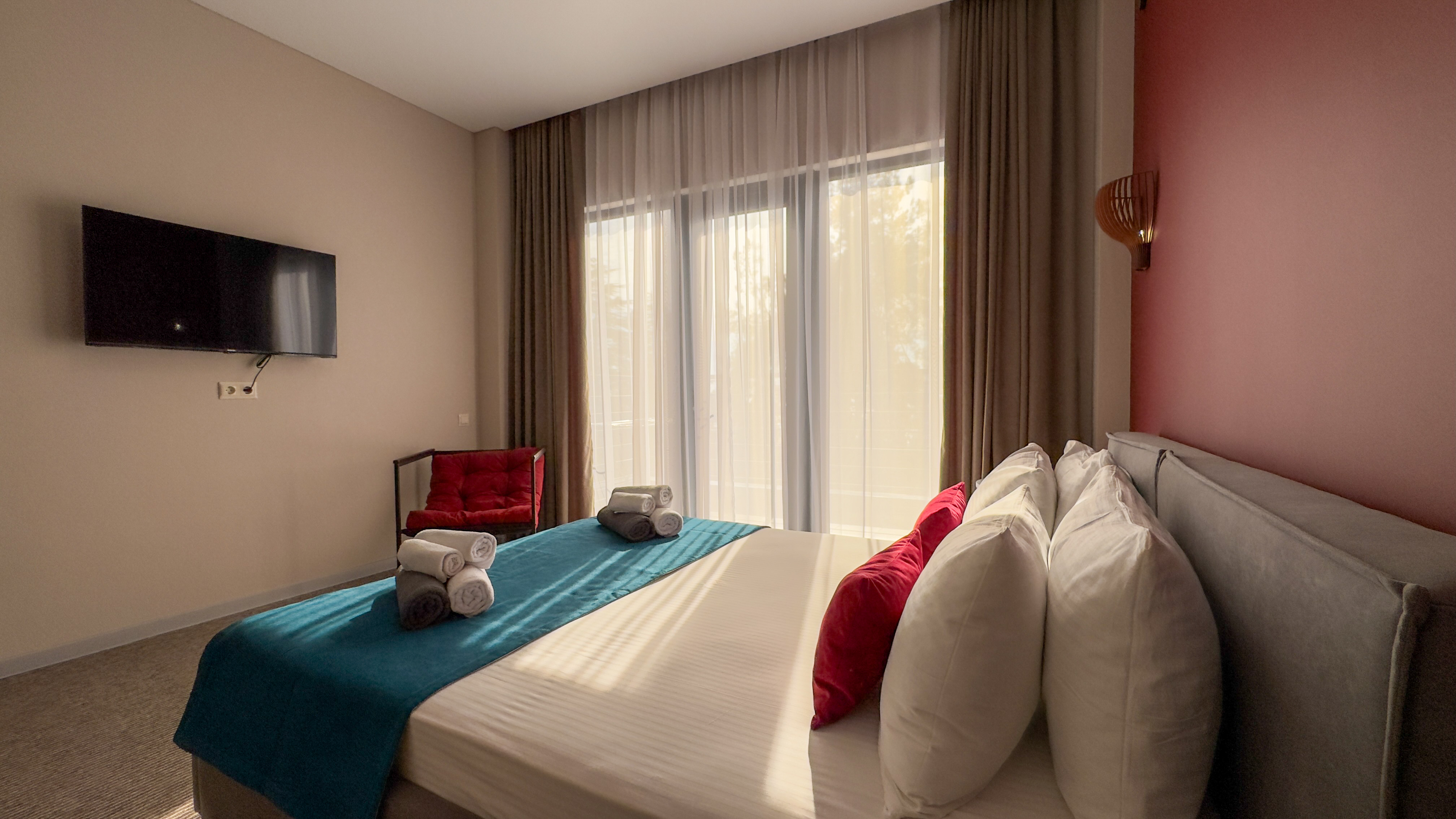 Апартаменты 2-местный 2-комнатный с балконом корпус 2