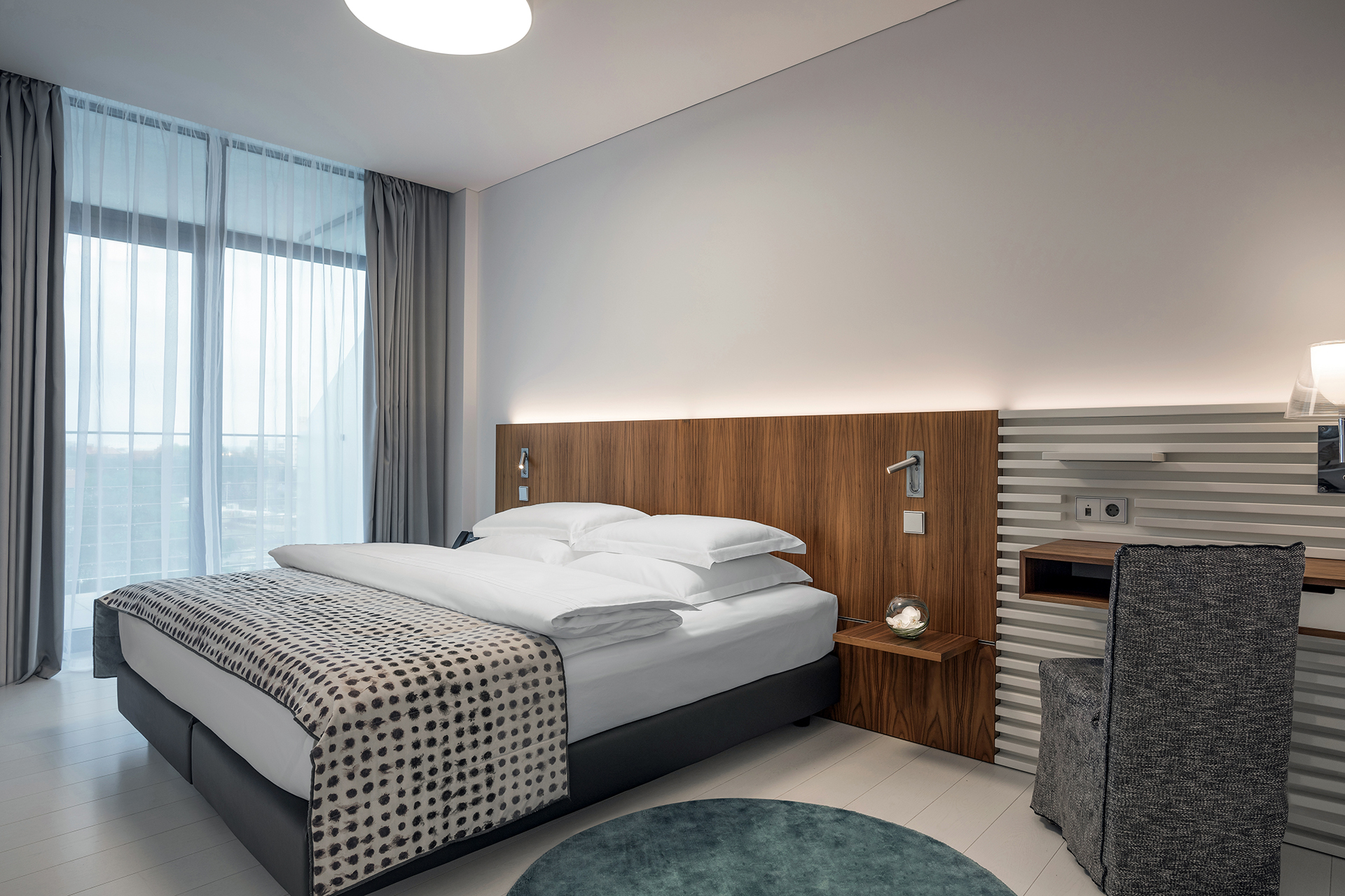 Посмотреть в галерее Suite Crystal 2-местный 2-комнатный