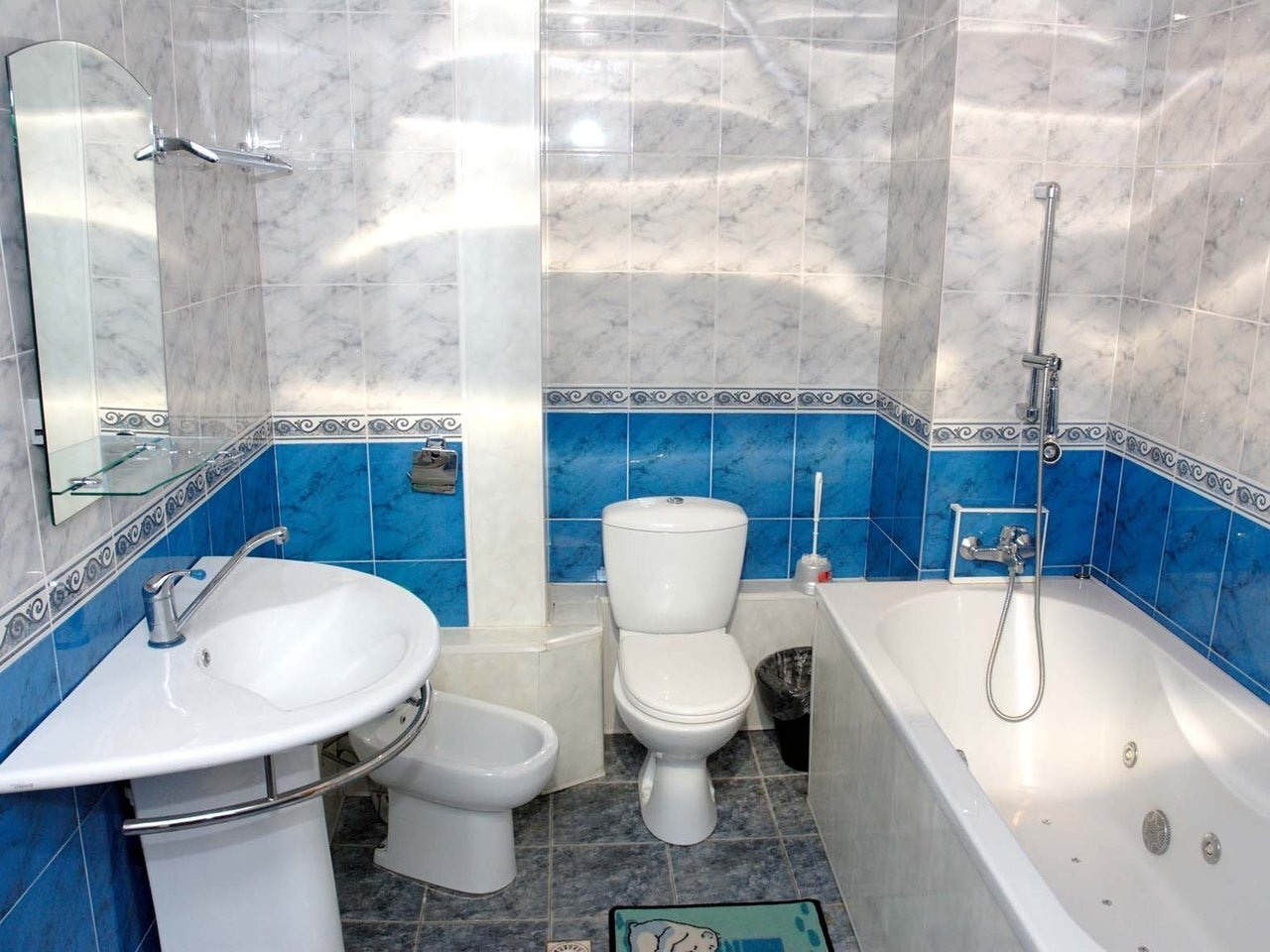 Апартаменты 3-комнатные