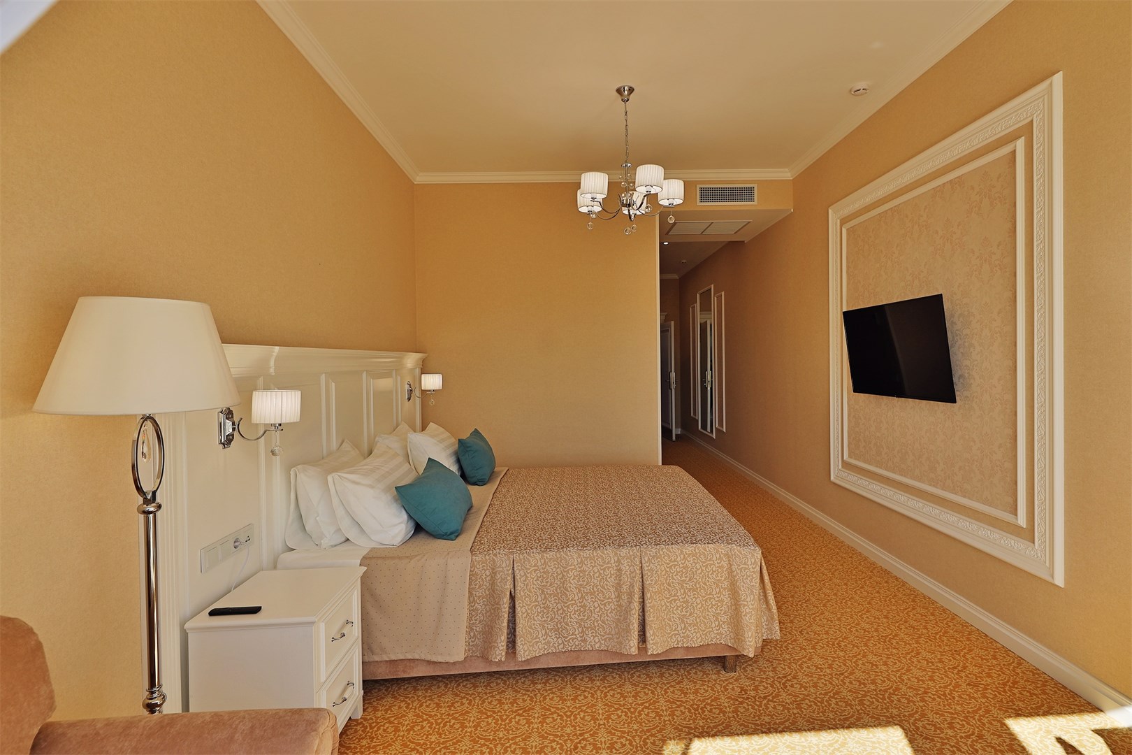 Джуниор сюит мансарда 2-местный