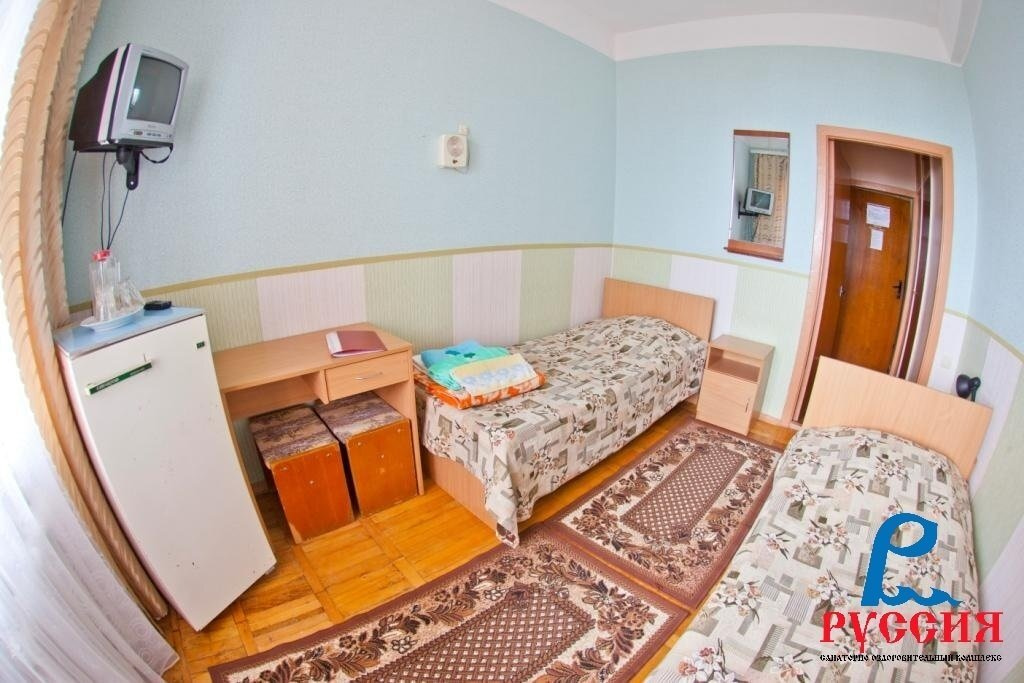 Стандартный, Главный корпус