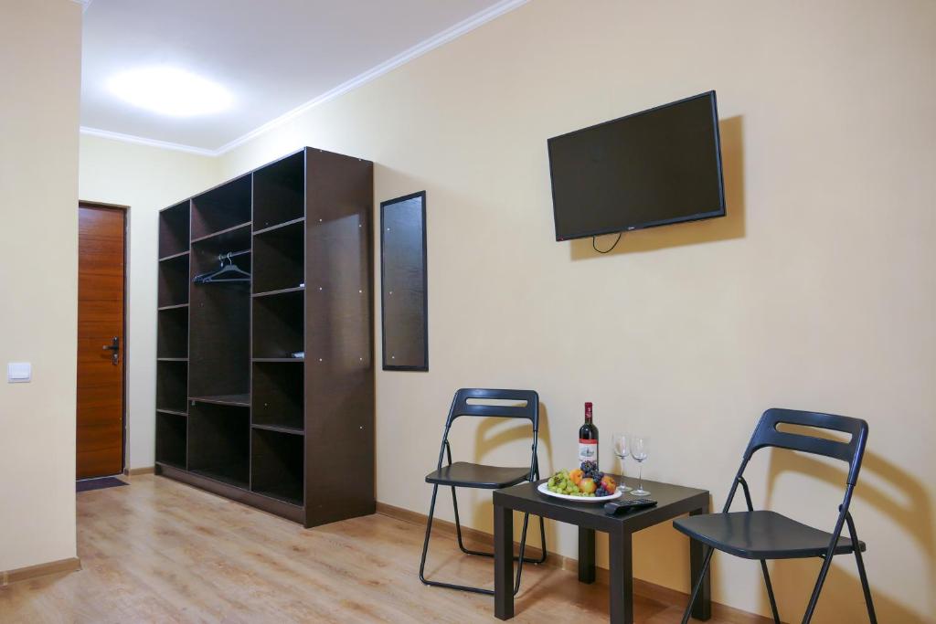 Семейный 4-местный 2-комнатный с балконом корпус 1