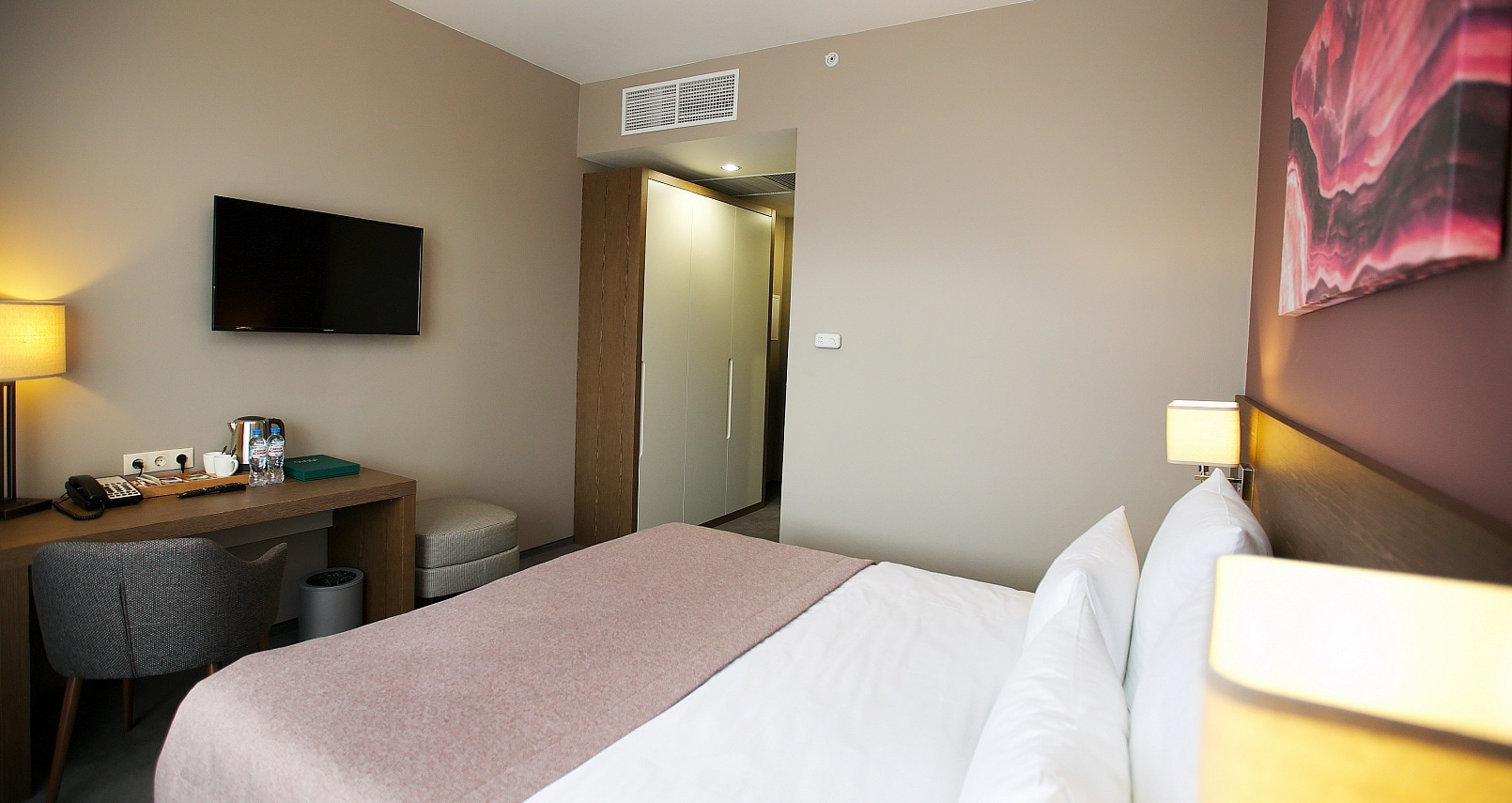 Посмотреть в галерее Premier room, вид на горы
