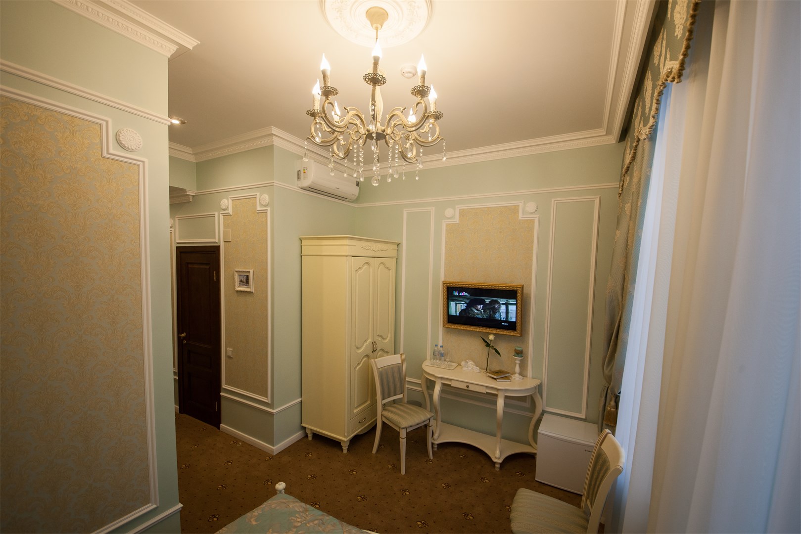 Посмотреть в галерее Стандарт Стандартный номер с кроватью Queen Size