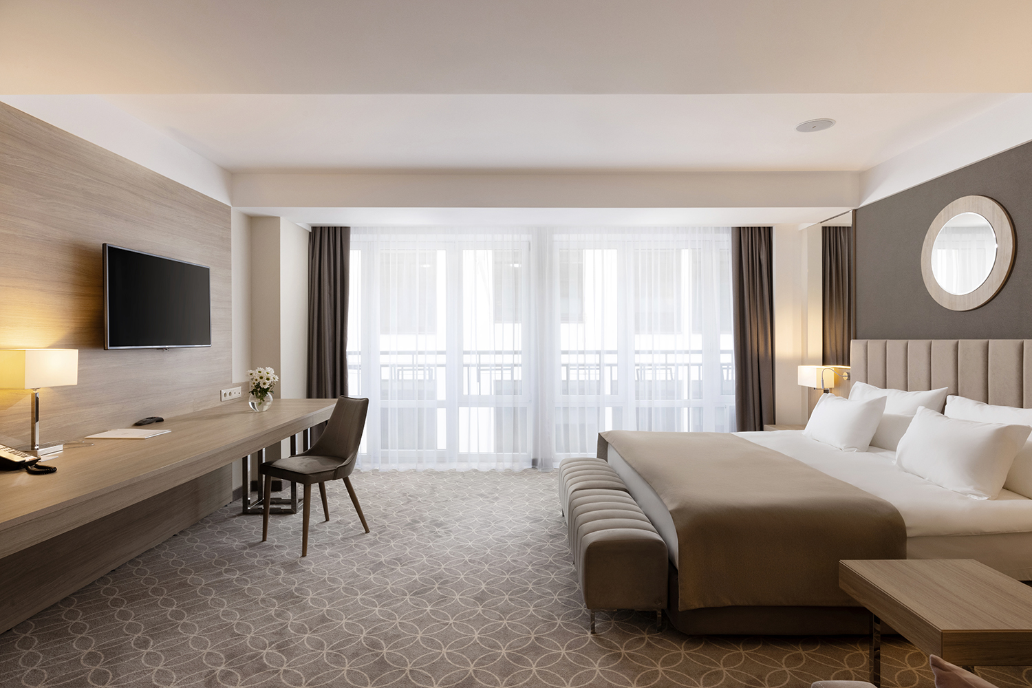 Посмотреть в галерее Junior Suite 2-местный с балконом