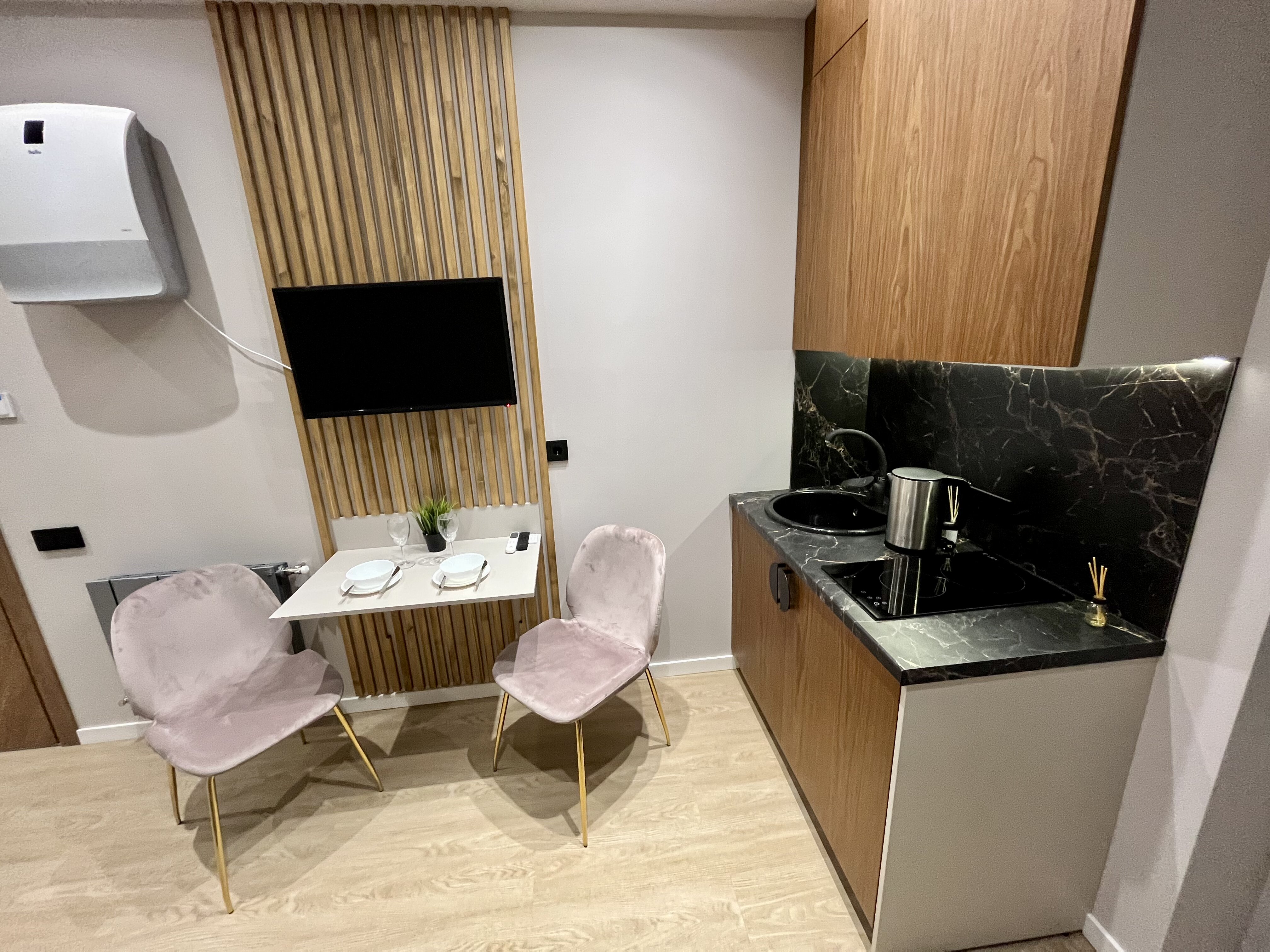 Апартаменты Апартамент выгодный (без окна) 2-местный, 1-комнатный