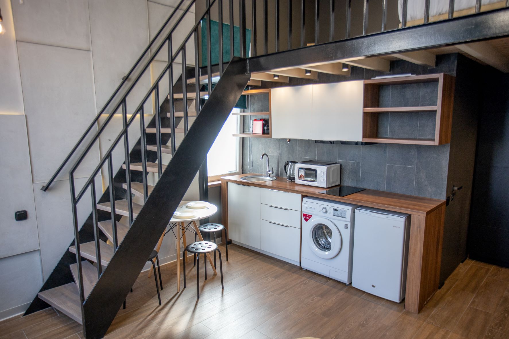 Апартаменты Апартаменты с видом на бассейн (101)