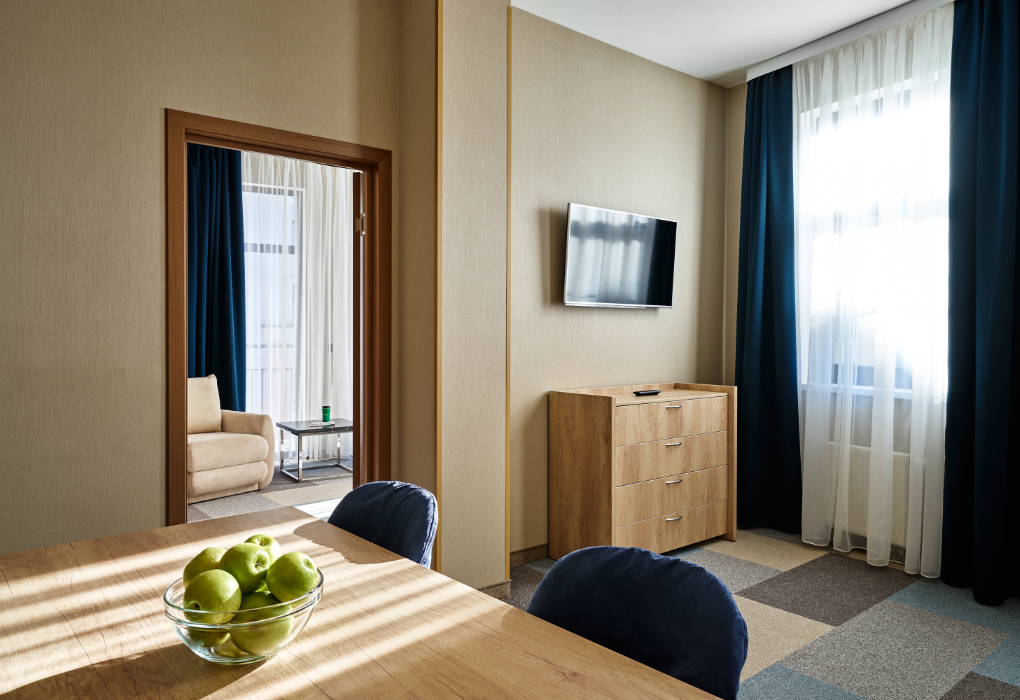 2-мест.(разм. в 3-мест.) 1-комн. апартамент с кухней, корп. 1