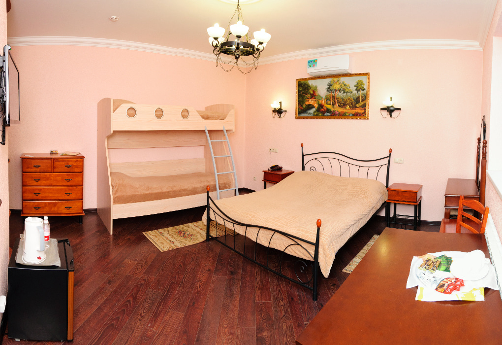 Посмотреть в галерее 2-мест.(разм. в 4-мест.) семейный, корп. A