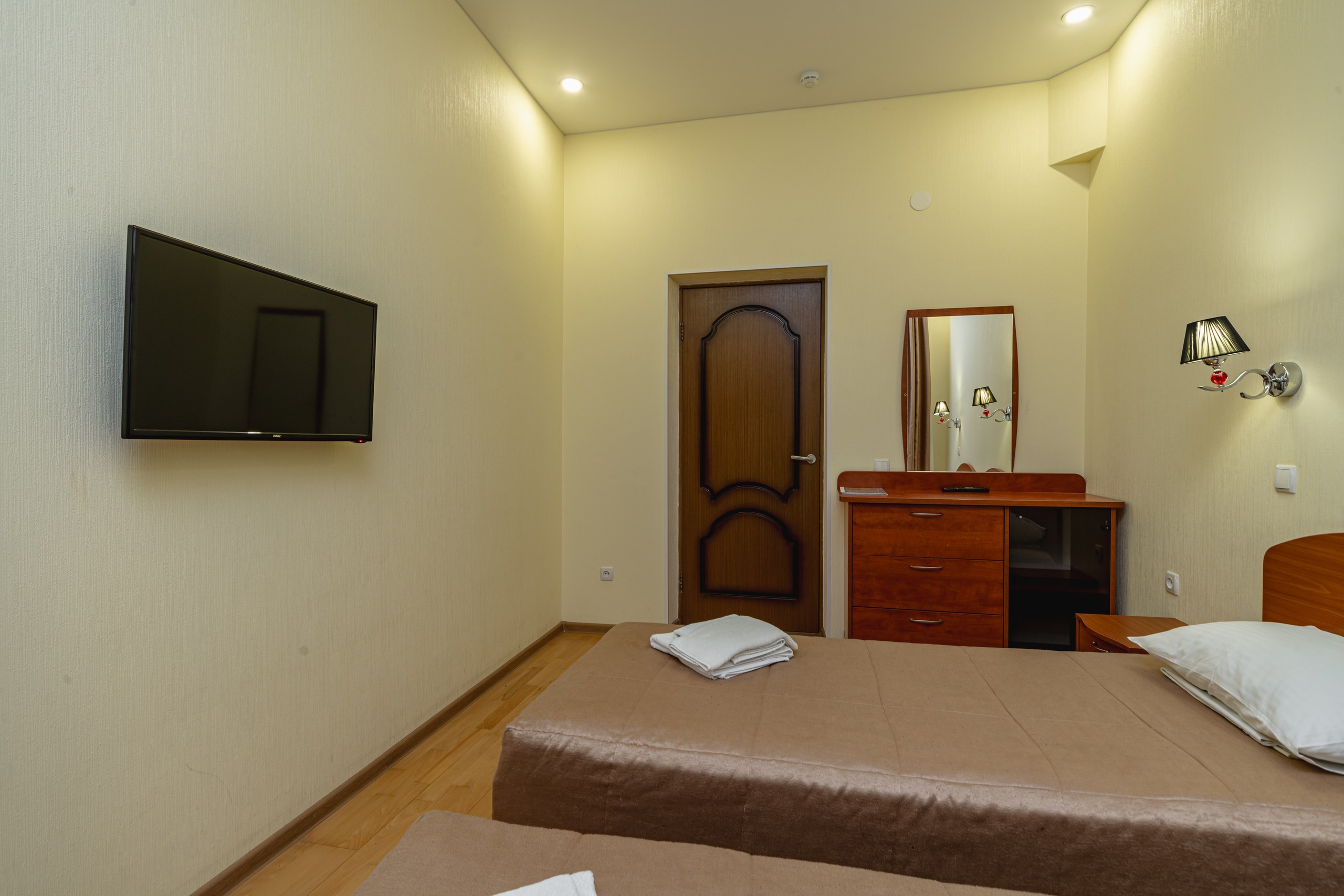 Полулюкс 2-местный 2-комнатный №311