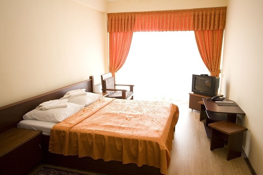 Стандартный, с балконом, вид на горы, корп. А