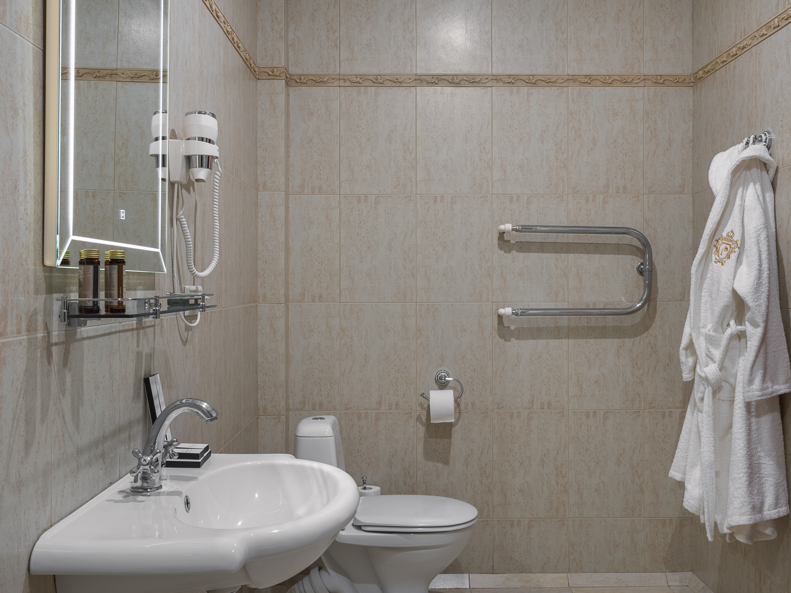 Люкс 3-местный, 