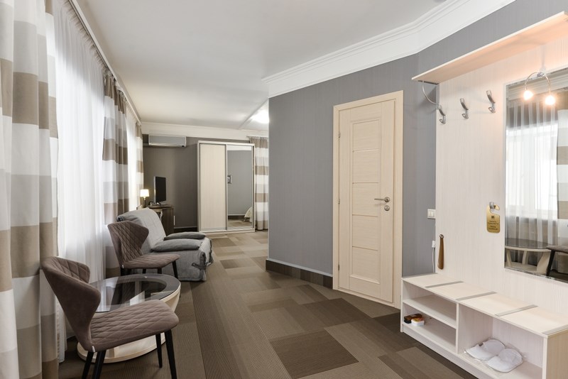 Джуниор сюит 2-местный 1-комнатный №208,304