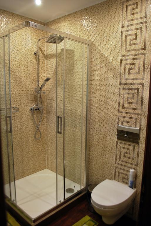 Полулюкс 4-местный 2-комнатный №10