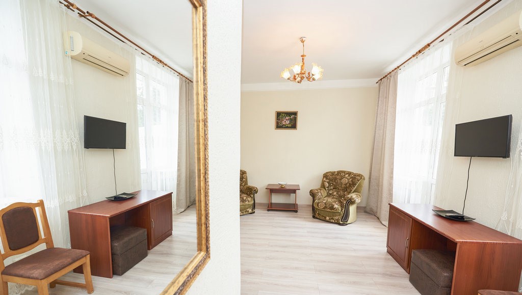 Люкс 2-комнатный,2-местный