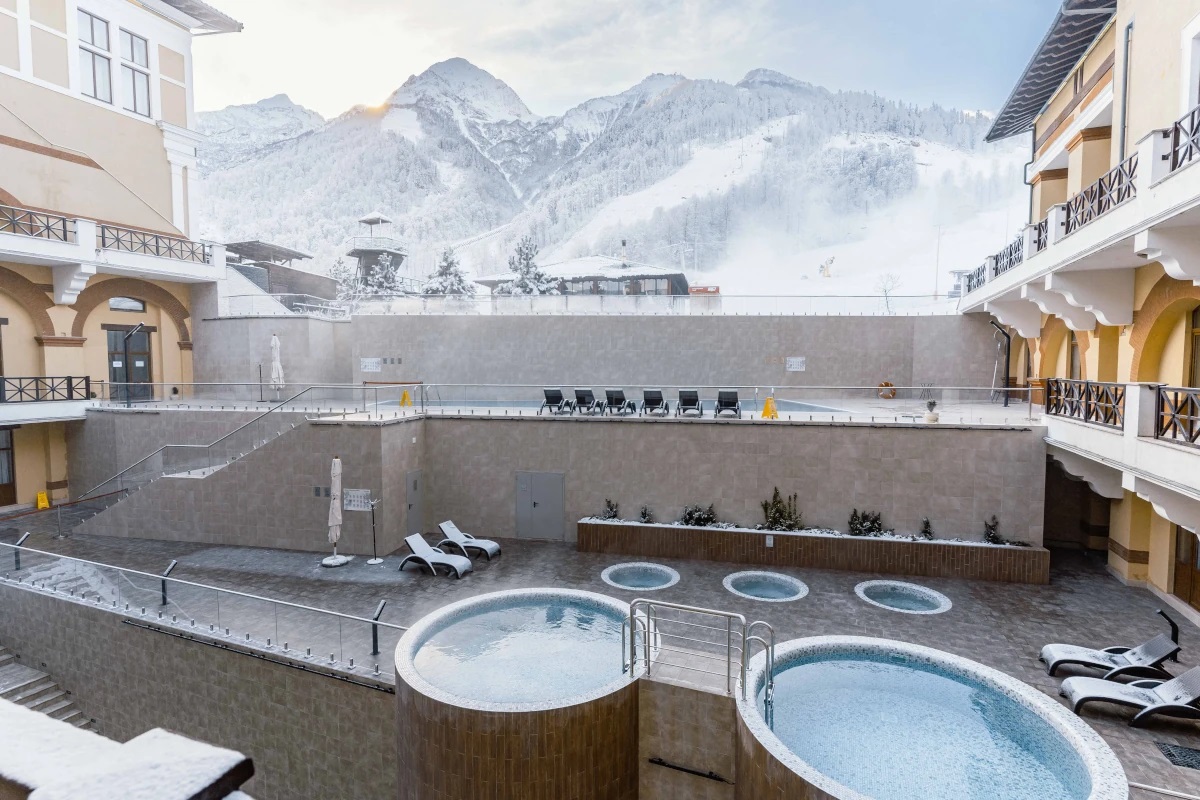 Супериор Супериор TWIN с видом на бассейн    