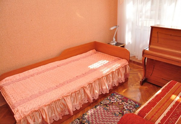 2-мест.(разм. в 3-мест.) 3-комн. апартамент