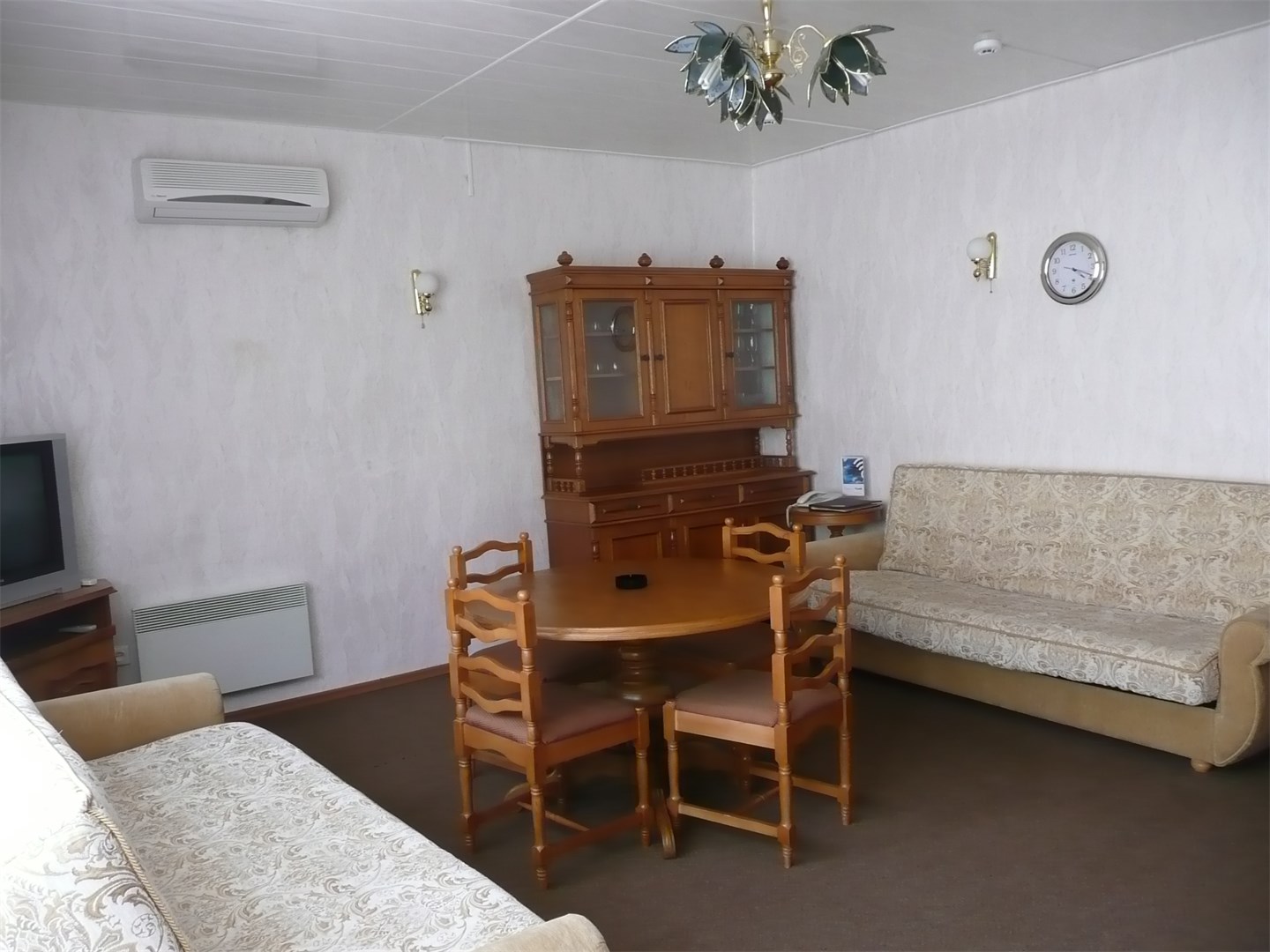 Посмотреть в галерее Коттедж Коттедж 2-этажный (6005, 6006)