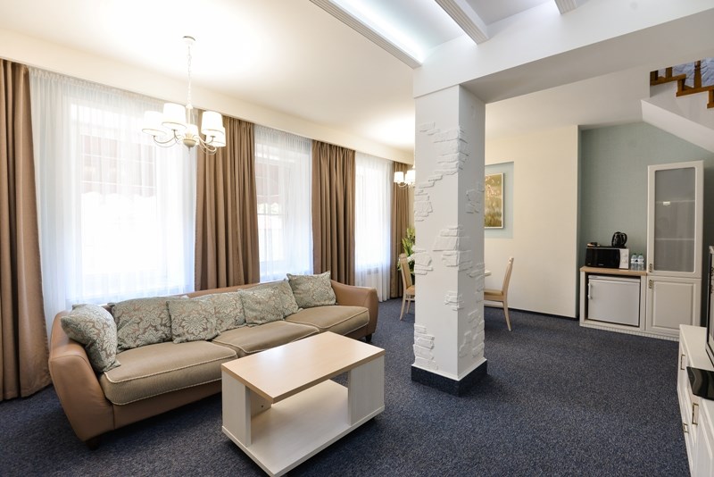 Посмотреть в галерее Suite 2-местный 3-комнатный 2-этажный