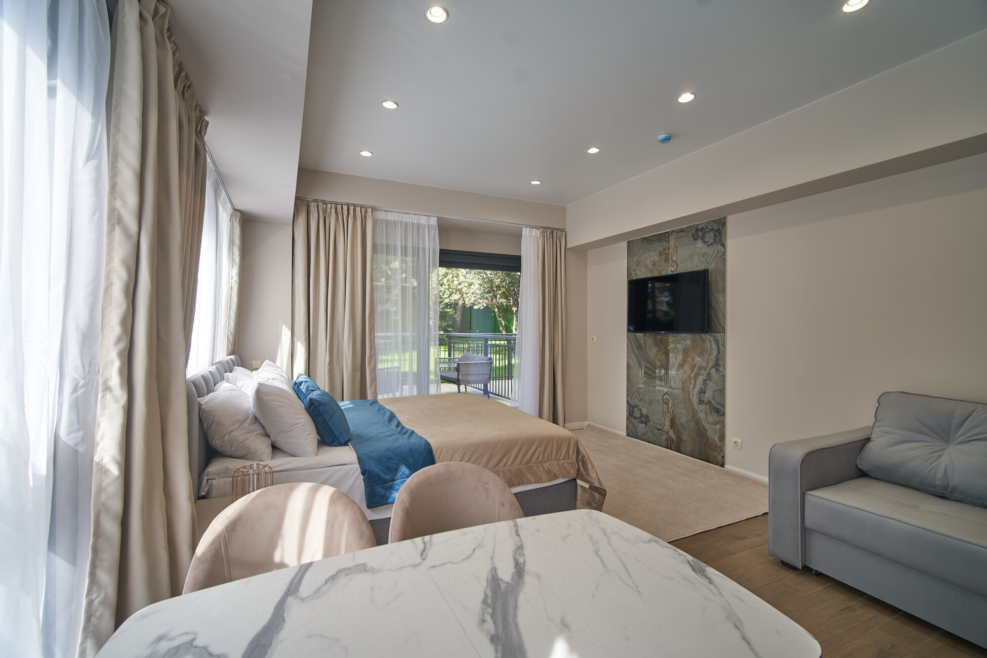 Полулюкс Полулюкс с террасой JSUT 2х-местный