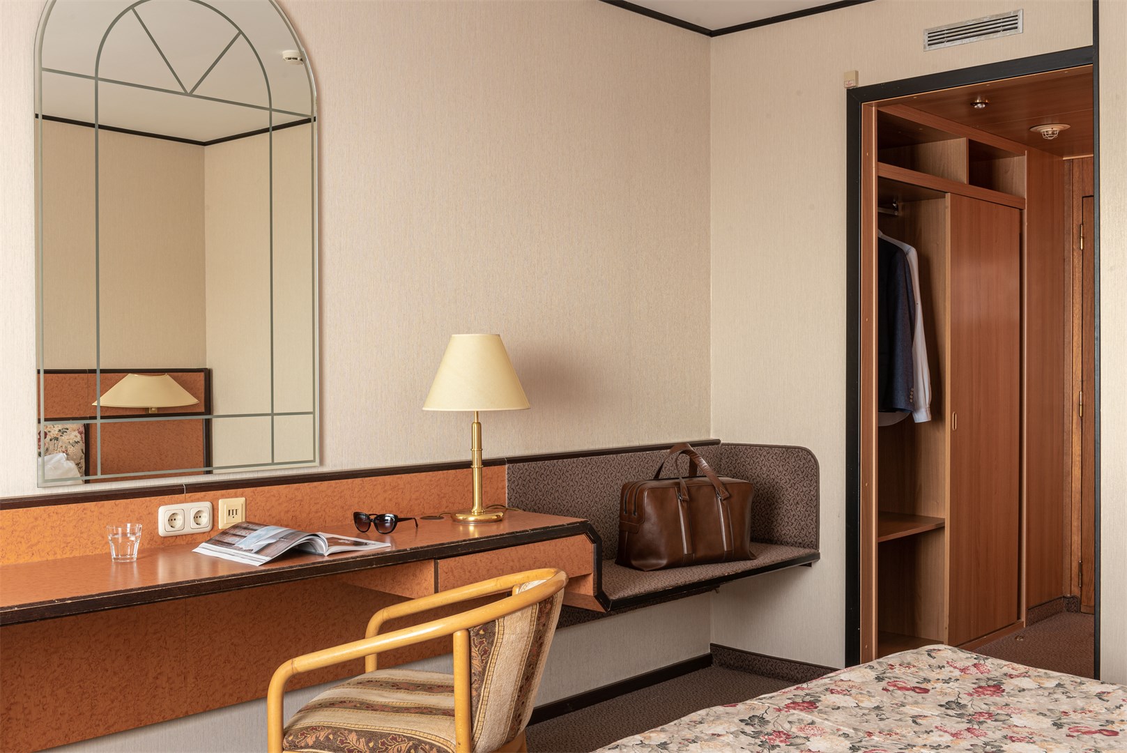 Бизнес  2-местный