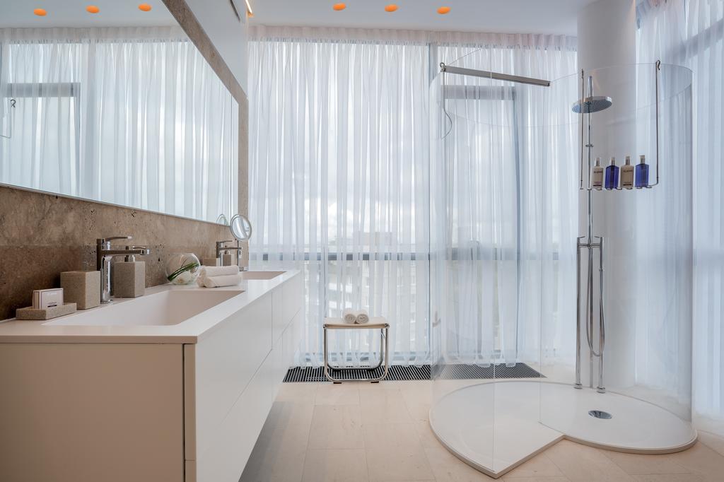 Посмотреть в галерее Suite Royal Garden 4-местный 3-комнатный