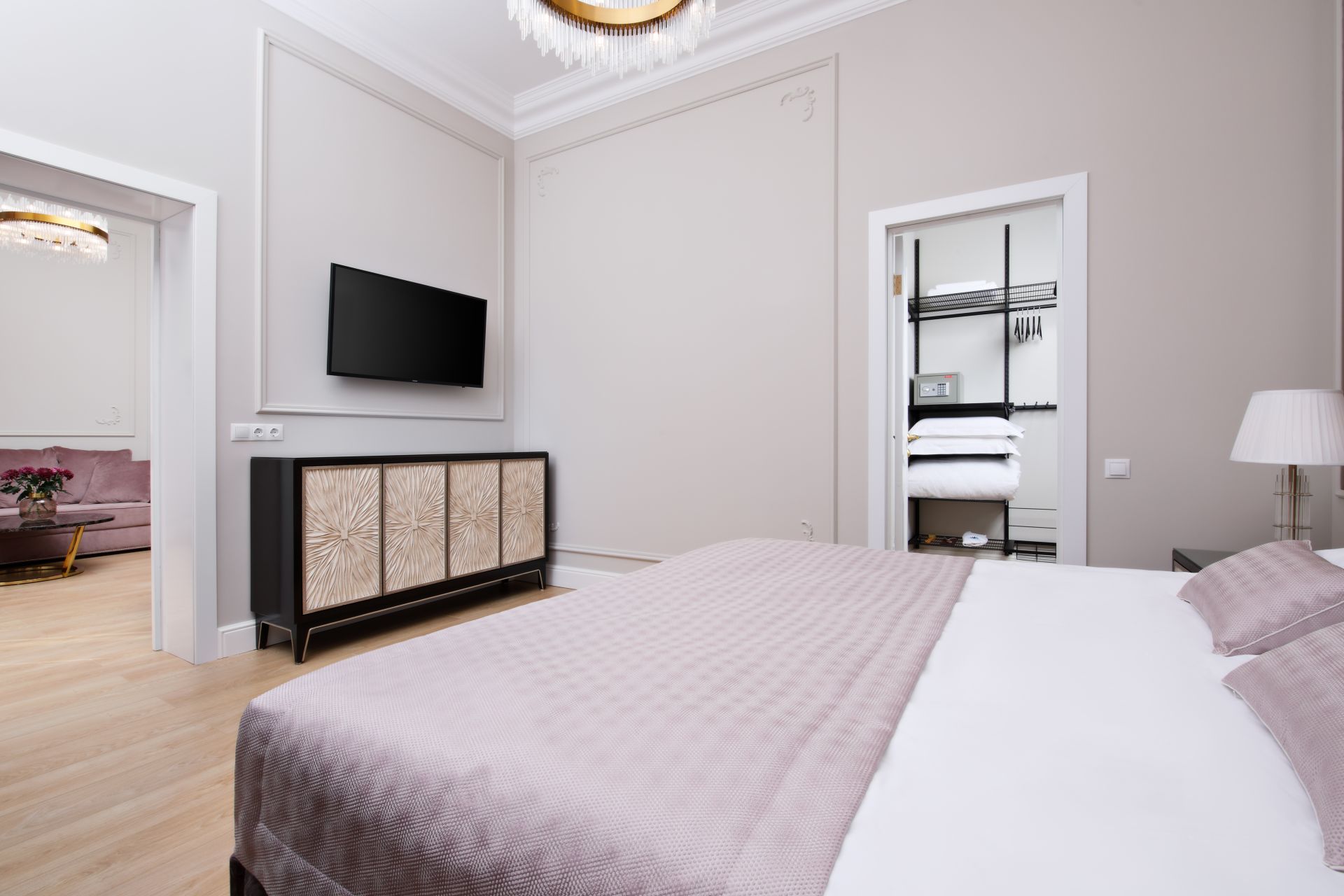 Посмотреть в галерее Suite Истокъ 2-местный 2-комнатный