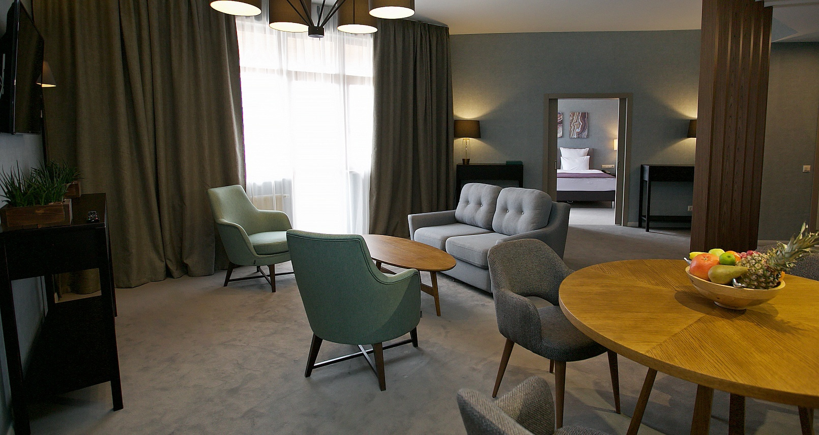 Посмотреть в галерее Suite Green Flow, вид на горы