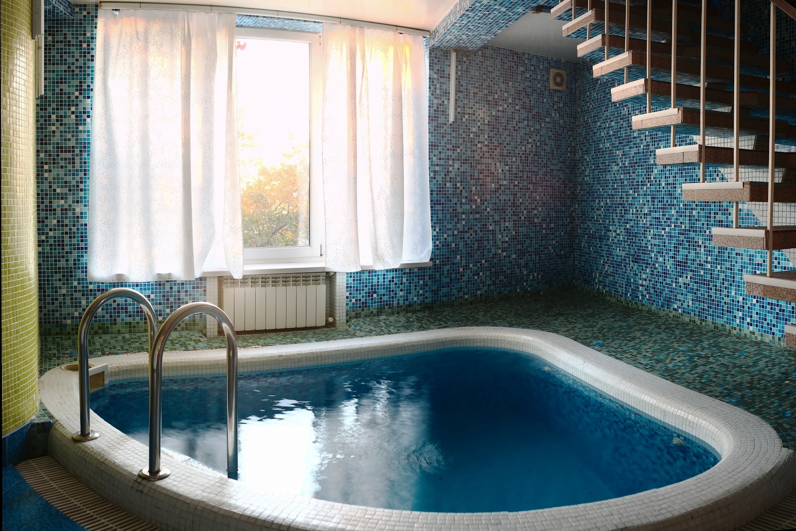 Посмотреть в галерее Дуплекс 2-местный 2-этажный №103