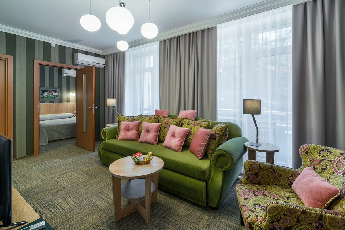 Люкс 2-местный 2-комнатный 3*