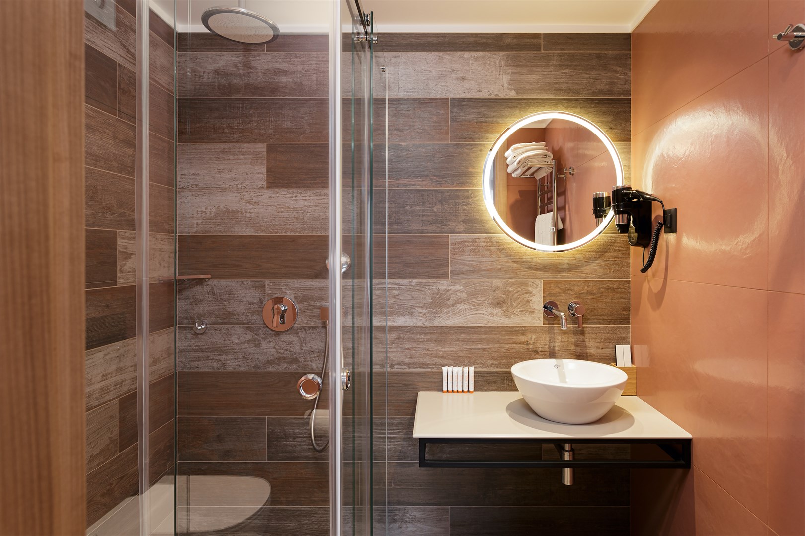 Делюкс Делюкс 4-местный