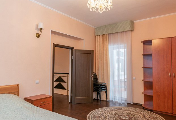 Посмотреть в галерее 2-мест.(разм. в 4-мест.) станд. коттедж (коттеджный посёлок)