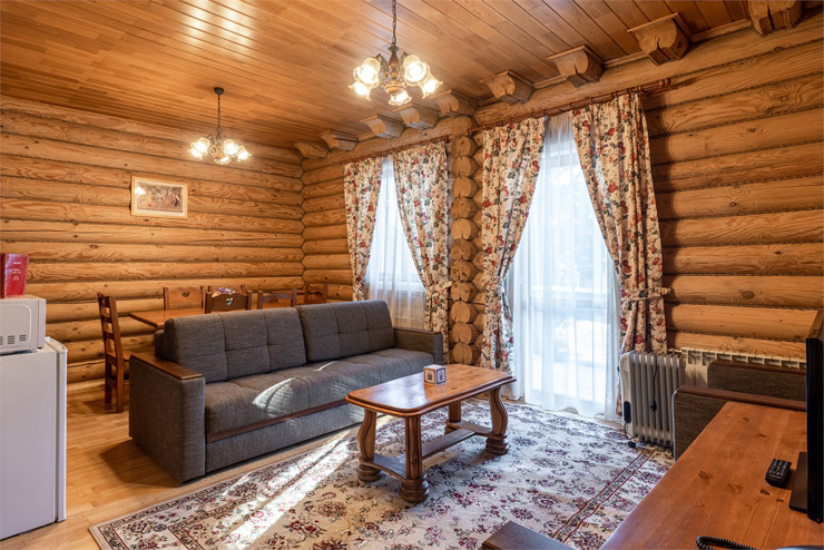 Коттедж 2 этажный  4 местный